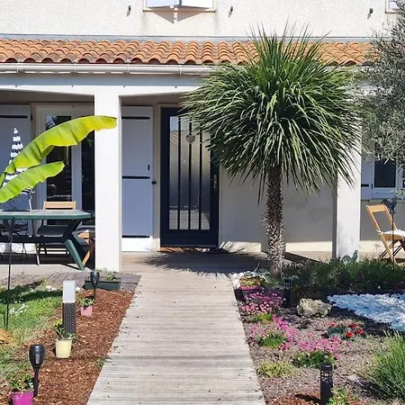 Vaste Maison Climatisee Fouras 15 Pers 6 Chbres, Classee 2 Etoiles Gites De France 2026 *