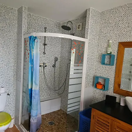 Vaste Maison 15 Pers 6 Chbres Meuble 3* * Fouras