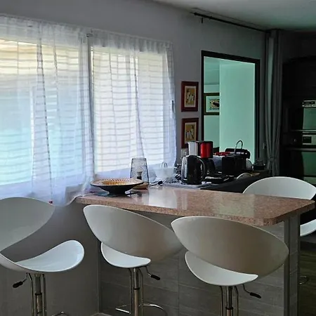 Holiday home Vaste Maison 15 Pers 6 Chbres Meuble 3*